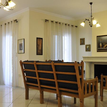 Peloponeese Corinthos Seaside Villa For Short Rent Eksteriør billede